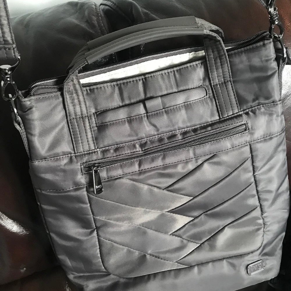 Lug crossbody tote